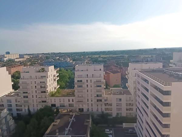 Colocation / Appartement 3 pièces de 65 m², Toulouse, Boulevard de Larramet / Photo 2