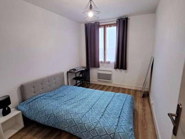 Colocation / Appartement 4 pièces de 70 m², Mérignac, Rue Pierre de Coubertin / Photo 2