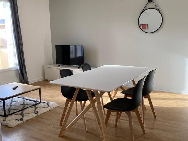 Colocation / Appartement 5 pièces de 76 m², Angers, Rue Eblé / Photo 2