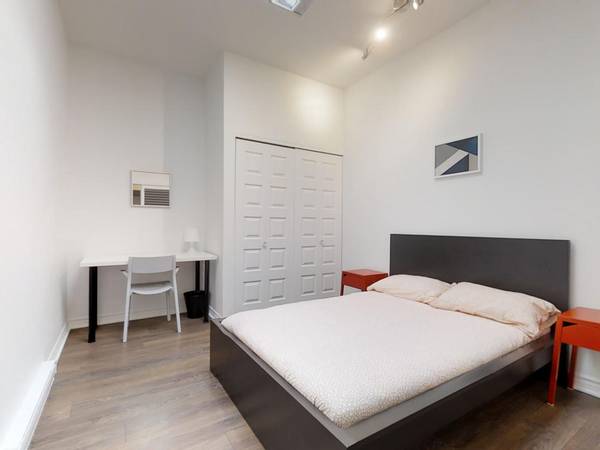 Colocation / Appartement 6 pièces de 150 m², Montréal / Photo 16