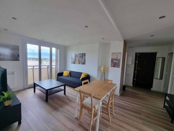Colocation / Appartement 4 pièces de 64 m², Vénissieux, Avenue Jules Guesde / Photo 2