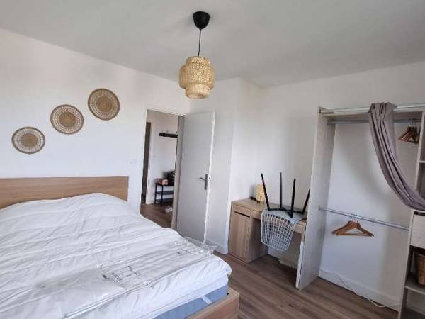 Room share / 4 rooms apartment · 64 m², Vénissieux, Avenue Jules Guesde / Photo 12