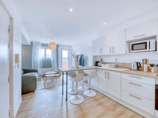 Flatsharing / 5-bedroom flat · 74 m², Cannes, Rue du Docteur Baloux