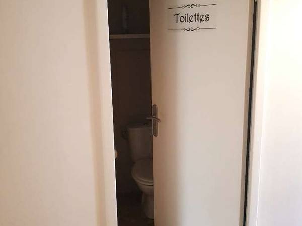 Colocation / Duplex 7 pièces de 11 m², Combs-la-Ville, Rue des Carneaux / Photo 10