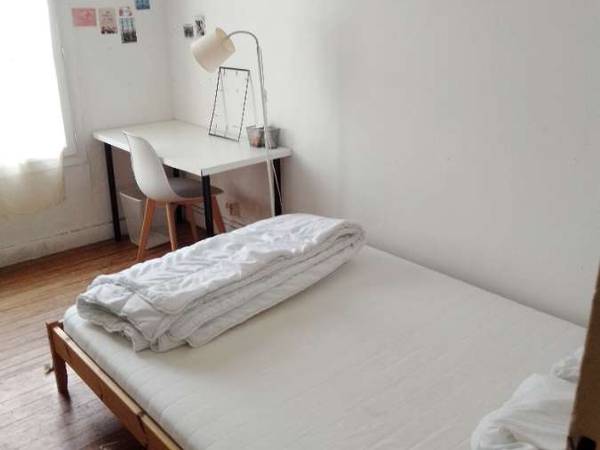 Colocation / Appartement 3 pièces de 40 m², Bordeaux, Cours de la Marne / Photo 2