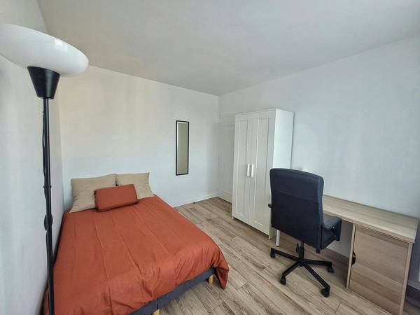 Flatsharing / 4-bedroom flat · 62 m², Rouen, Rue Poret de Blosseville / Photo 5
