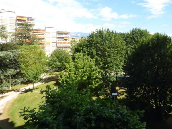 Location / Appartement 2 pièces de 42 m², Grenoble, Avenue Rhin Et Danube / Photo 12