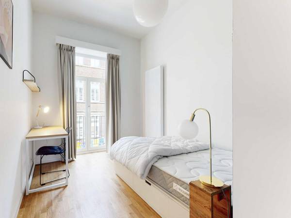 Room share / 6 rooms apartment · 86 m², Bruxelles, Rue Stevin 21 / Photo 5