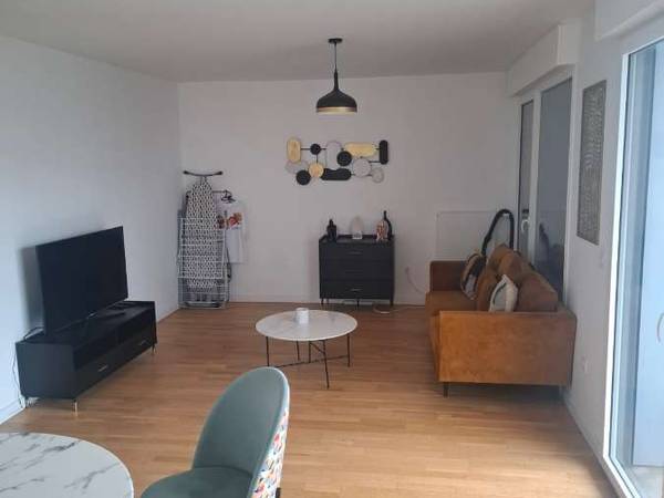 Colocation / Appartement 4 pièces de 78 m², Clichy, Rue Charlotte Perriand / Photo 6
