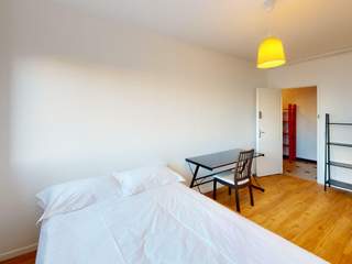 Colocation / Appartement 4 pièces de 75 m², Lyon, Rue Marius Berliet