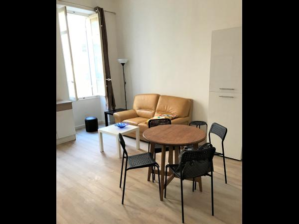 Flatsharing / 3-bedroom flat · 47 m², Marseille, Rue du Docteur Fiolle / Photo 7