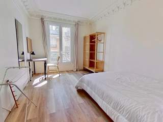Flatsharing / 3-bedroom flat · 55 m², Paris, Rue Friant