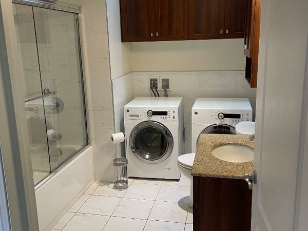 Colocation / Appartement 6 pièces de 300 m², Montréal, Rue J J Gagnier / Photo 2