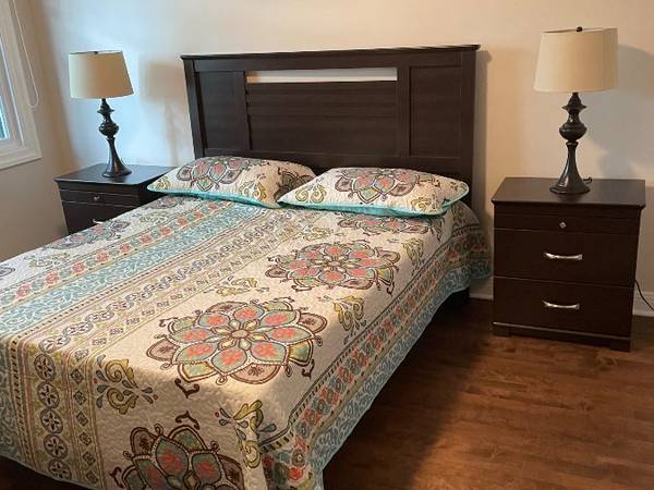 Colocation / Appartement 6 pièces de 300 m², Montréal, Rue J J Gagnier / Photo 19