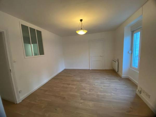 Location / Appartement 2 pièces de 38 m², Châteaubriant, Rue Aristide Briand 2ème Étage Lot 3 / Photo 3