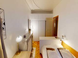 Colocation / 4 rooms apartment · 100 m², Paris, Rue de la Boétie