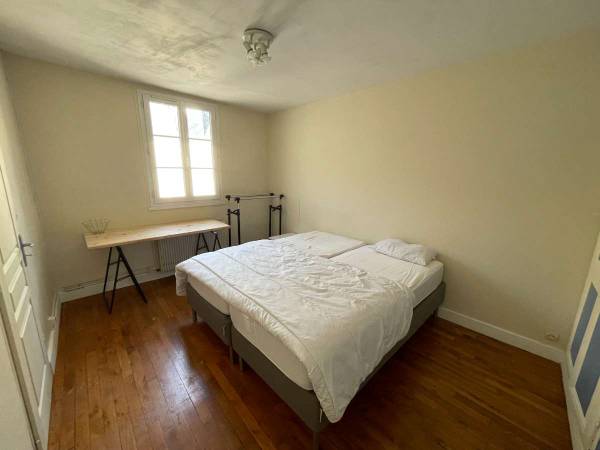 Colocation / Maison 4 pièces de 125 m², Bourges, Rue de la Sirène / Photo 8