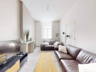 Colocation / 5 rooms house · 99 m², Roubaix, Rue Auguste Blanqui