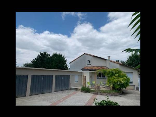 Colocation / Maison 6 pièces de 138 m², Poitiers, Cité de L’Hypogée / Photo 2