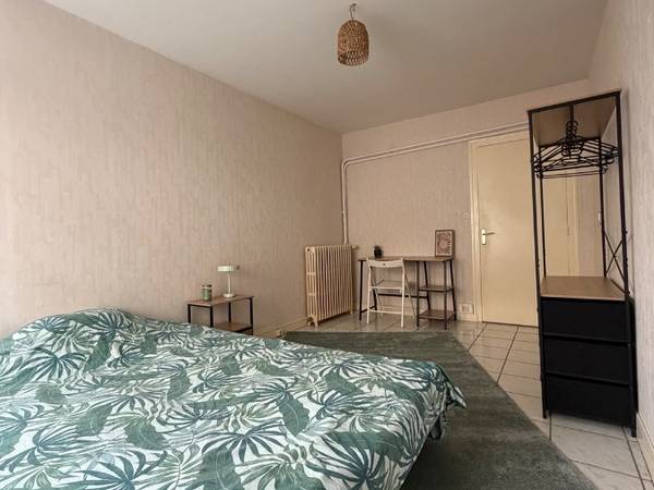 Colocation / Appartement 4 pièces de 75 m², Dijon, Rue des Roses / Photo 2