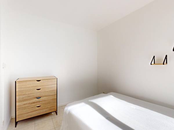 Colocation / Appartement 4 pièces de 83 m², Toulouse, Place de Martigues / Photo 2