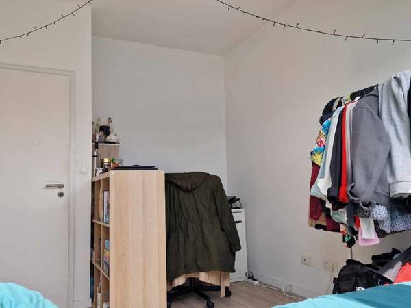 Sous-location / Appartement 4 pièces de 120 m², Liège, Rue du Jardin Botanique / Photo 2