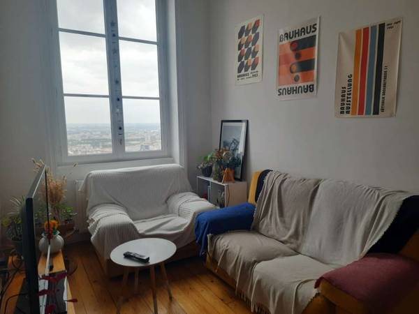 Colocation / Appartement 4 pièces de 89 m², Lyon, Rue des Macchabées / Photo 2