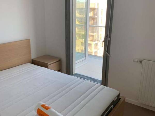 Colocation / Appartement 6 pièces de 93 m², Asnières-sur-Seine, Rue Ladji Doucoure / Photo 2