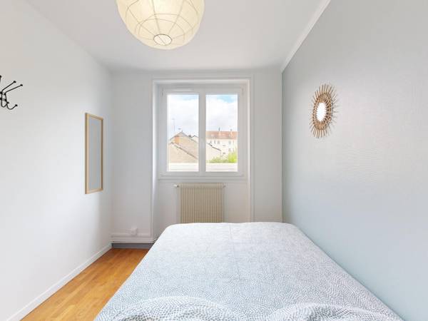 Colocation / Appartement 4 pièces de 61 m², Dijon, Rue Charles Dumont / Photo 2
