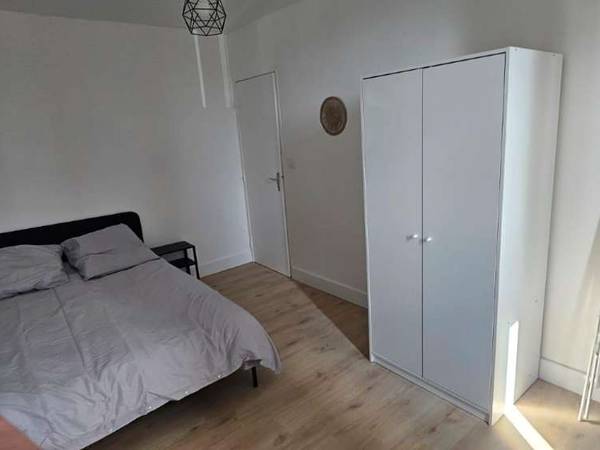 Colocation / Appartement 6 pièces de 98 m², Saint-Brieuc, Place d'Alsdorf / Photo 2