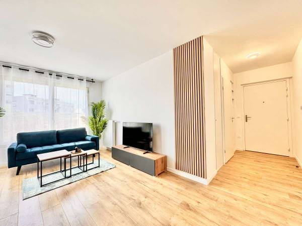 Colocation / Appartement 6 pièces de 101 m², Aubervilliers, Rue Léger Felicité Sonthonax / Photo 2