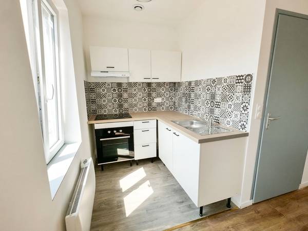 Location / Appartement 2 pièces de 30 m², Roubaix, Rue Daubenton / Photo 2