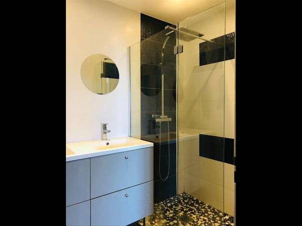 Colocation / Appartement 4 pièces de 74 m², Villeurbanne, Rue Greuze / Photo 3