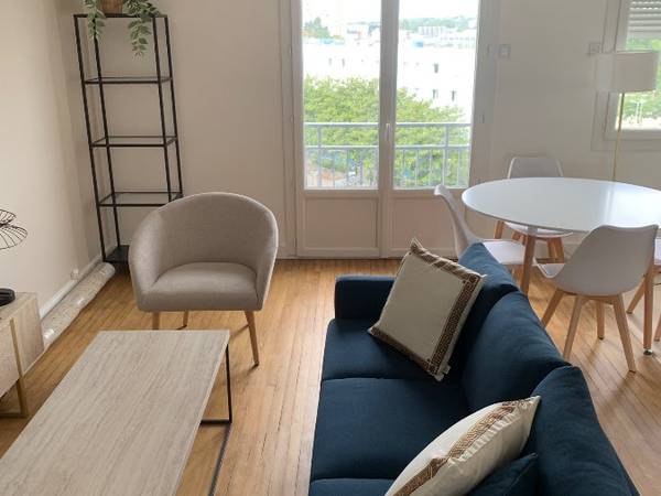 Colocation / Appartement 5 pièces de 87 m², Rezé, Avenue de la Libération / Photo 2
