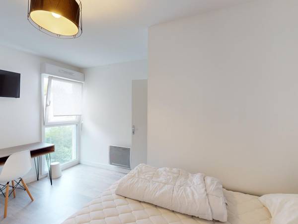 Colocation / Maison 4 pièces de 107 m², Poitiers, Allée de la Vervolière / Photo 2