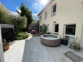 Flatsharing / 5-bedroom house · 150 m², Ivry-sur-Seine, Impasse Michelet