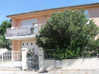 Colocation / 5 rooms apartment · 88 m², Nîmes