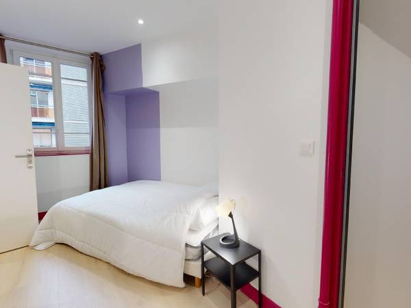 Colocation / Appartement 5 pièces de 84 m², Clermont-Ferrand, Rue de Rabanesse / Photo 2