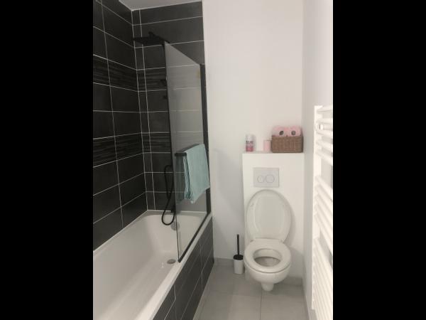 Colocation / Maison 5 pièces de 104 m², Marseille, Allée du vallon de l'ermite / Photo 14