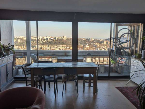 Colocation / Appartement 4 pièces de 82 m², Lyon, Rue des Erables / Photo 2