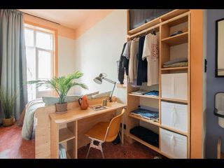 Coliving space, 10-bedroom house , Marseille
