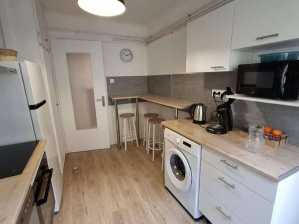 Colocation / Appartement 5 pièces de 83 m², Strasbourg, Rue Sainte-Cécile / Photo 2