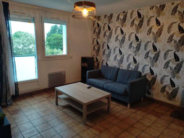 Colocation / Appartement 3 pièces de 53 m², Villenave-d'Ornon, Résidence Sarcignan / Photo 2