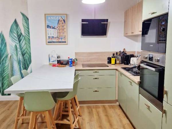 Colocation / Duplex 6 pièces de 92 m², Angers, Rue Jean Perrin / Photo 2