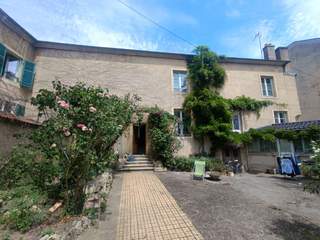 Room share / 6 rooms house · 120 m², Nancy, Rue Charles Iii