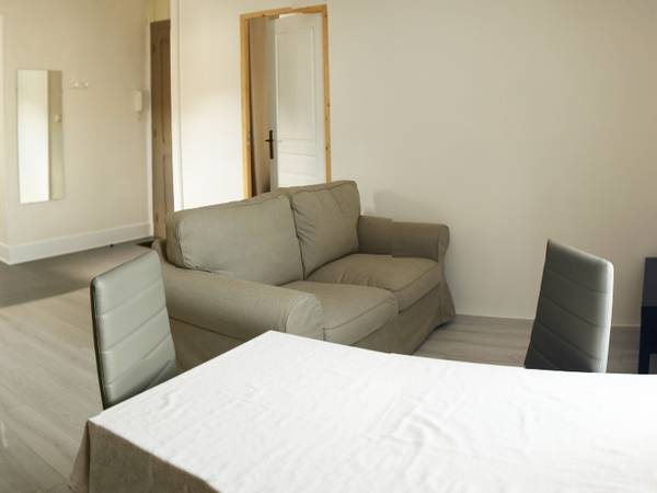 Location / Appartement 1 pièce de 34 m², Fontaine, Avenue du Vercors / Photo 2