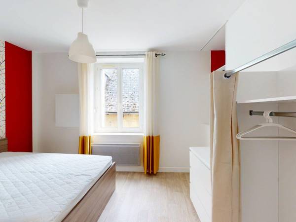 Location / Appartement 1 pièce de 20 m², Montbazon, Rue Emmanuel Brault / Photo 2