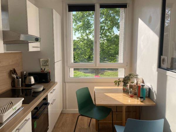 Sous-location / Appartement 1 pièce de 28 m², Caluire-et-Cuire, Avenue Général de Gaulle / Photo 2