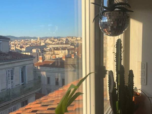 Sous-location / Appartement 3 pièces de 40 m², Marseille, Rue Paradis / Photo 2