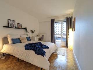 Colocation / Appartement 4 pièces de 93 m², Paris, Rue Blomet